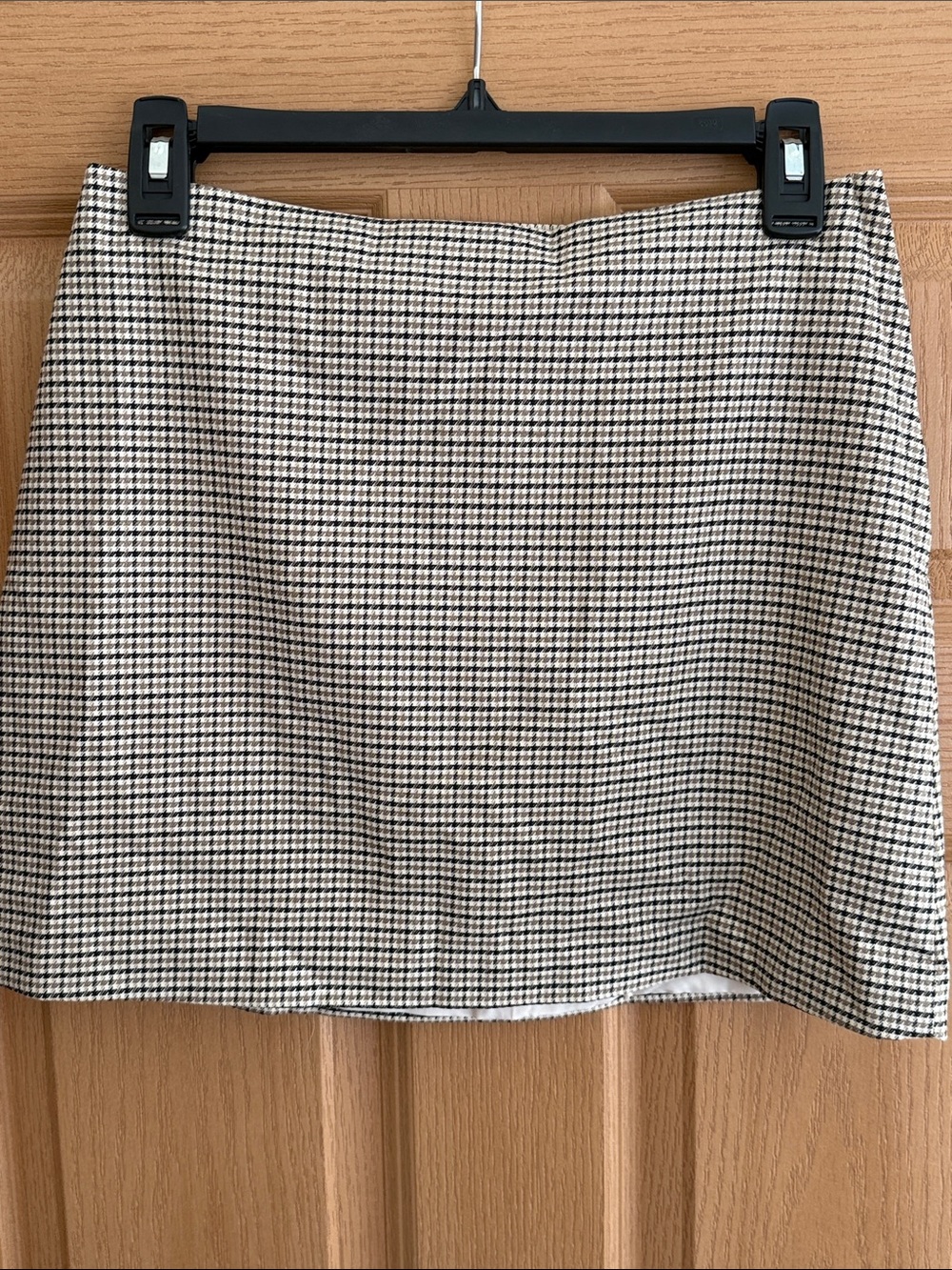 H&M brown/tan/black houndstooth skirt size 4